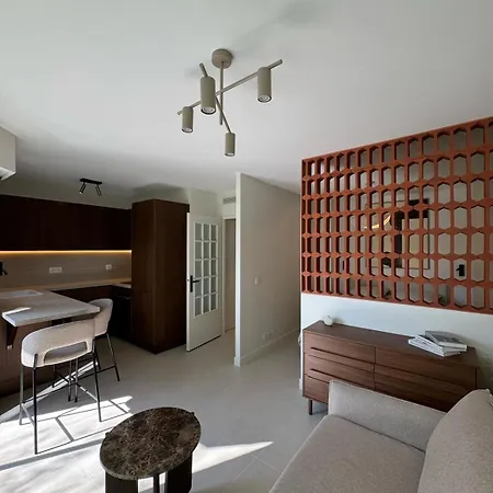 Premium 4 Pers - Parking Sur Demande * 昂蒂布